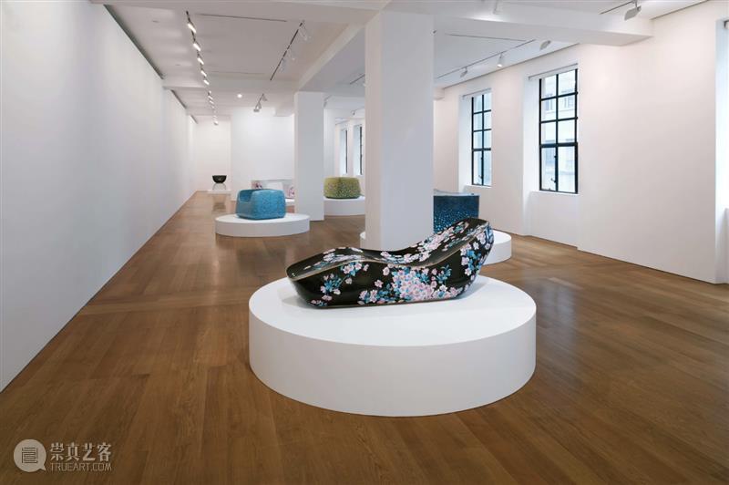 展览历史|建筑师弗兰克·盖里和工业设计师马克‧纽森 博文精选 Gagosian 建筑师 弗兰克·盖里 工业设计师 历史 马克 高古轩 画廊 拉里高古轩 先生 Gagosian 崇真艺客
